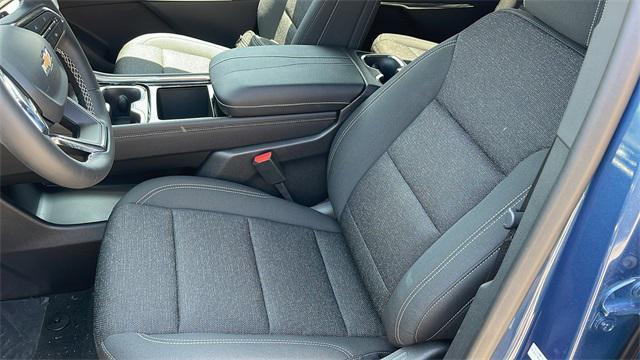 new 2025 Chevrolet Traverse car, priced at $40,620