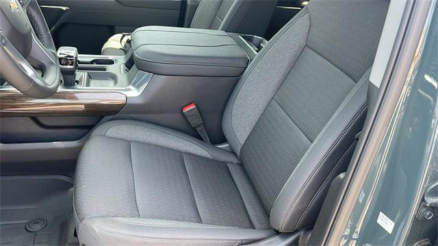 new 2025 Chevrolet Silverado 1500 car, priced at $49,780