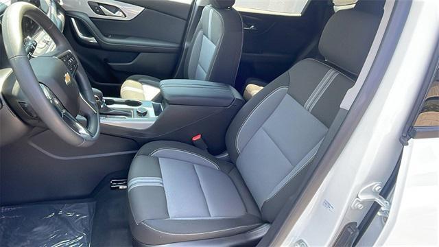 new 2025 Chevrolet Blazer car, priced at $35,610