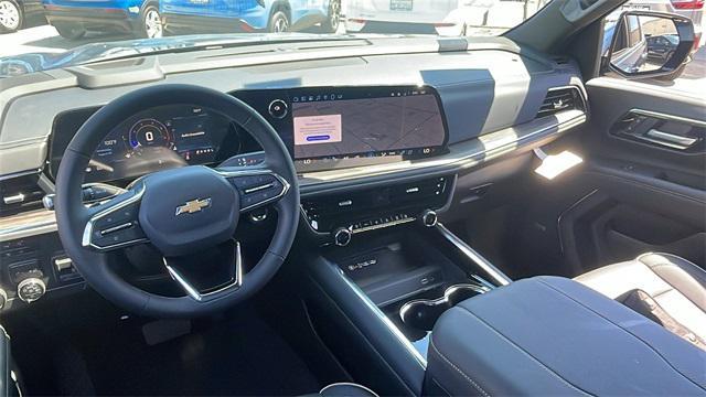 new 2025 Chevrolet Suburban car, priced at $76,160