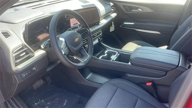 new 2025 Chevrolet Traverse car, priced at $39,615