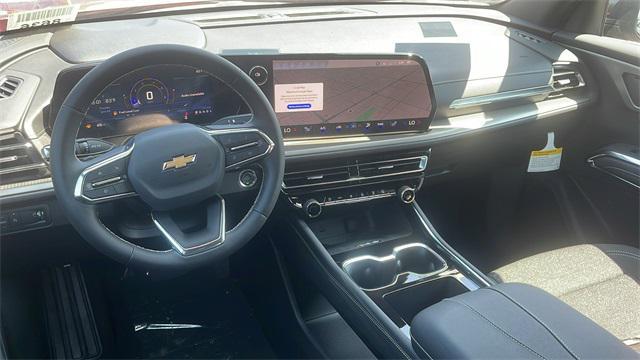 new 2025 Chevrolet Traverse car, priced at $39,615