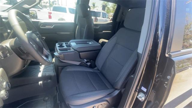 new 2025 Chevrolet Silverado 1500 car, priced at $39,220