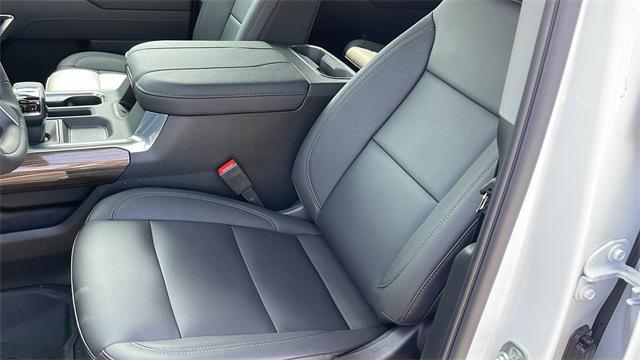 new 2025 Chevrolet Silverado 1500 car, priced at $49,284