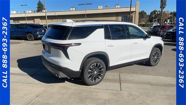 new 2025 Chevrolet Traverse car, priced at $42,420