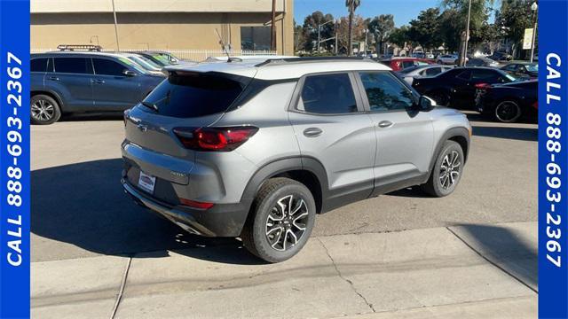 new 2025 Chevrolet TrailBlazer car, priced at $27,270