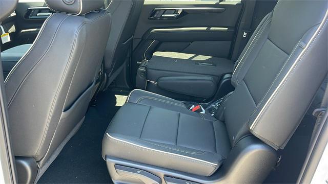 new 2025 Chevrolet Suburban car, priced at $79,450
