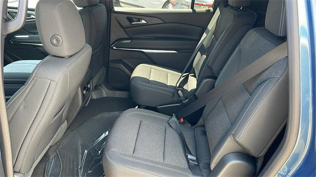 new 2025 Chevrolet Traverse car, priced at $37,635