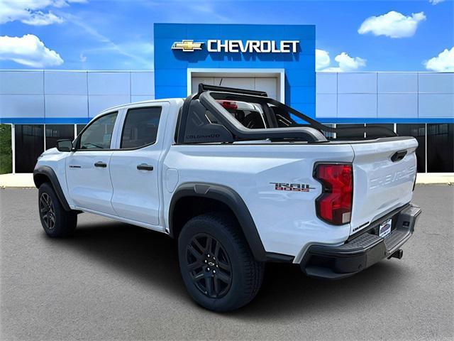 new 2025 Chevrolet Colorado car, priced at $40,490