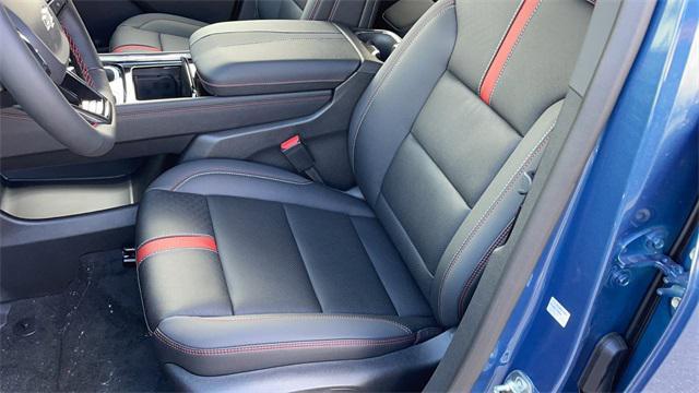 new 2025 Chevrolet Traverse car, priced at $54,138