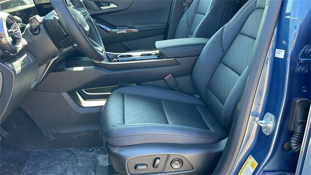 new 2025 Chevrolet Equinox car, priced at $31,125