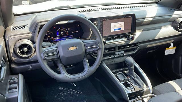 new 2025 Chevrolet Colorado car, priced at $33,270