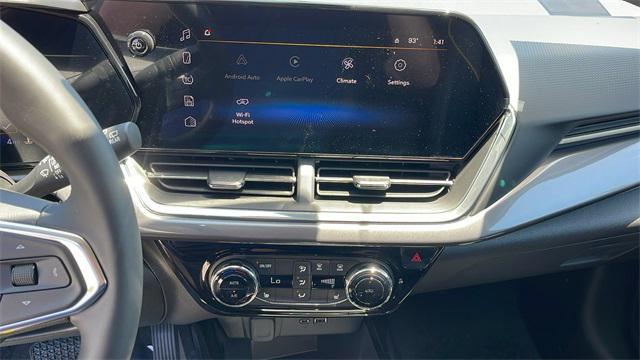 new 2025 Chevrolet Trax car, priced at $26,340