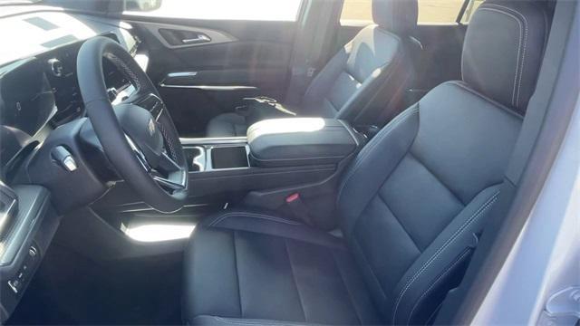 new 2026 Chevrolet Traverse car, priced at $42,296