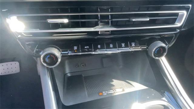 new 2026 Chevrolet Traverse car, priced at $42,296