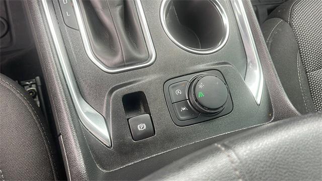 used 2023 Chevrolet Traverse car, priced at $33,616