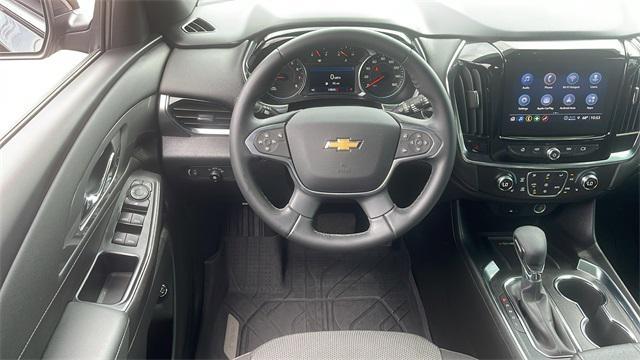 used 2023 Chevrolet Traverse car, priced at $33,616