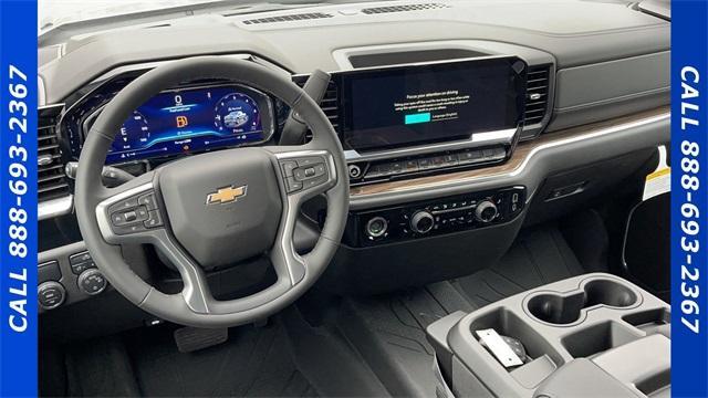 new 2024 Chevrolet Silverado 1500 car, priced at $45,362