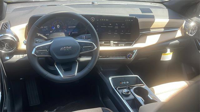 new 2026 Chevrolet Equinox car, priced at $33,690