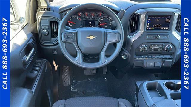 new 2025 Chevrolet Silverado 1500 car, priced at $46,615