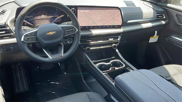 new 2025 Chevrolet Traverse car, priced at $40,620