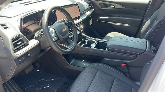 new 2025 Chevrolet Traverse car, priced at $40,620