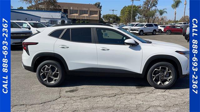 new 2025 Chevrolet Trax car, priced at $26,260