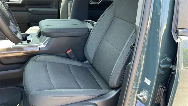 new 2025 Chevrolet Silverado 2500 car, priced at $70,220