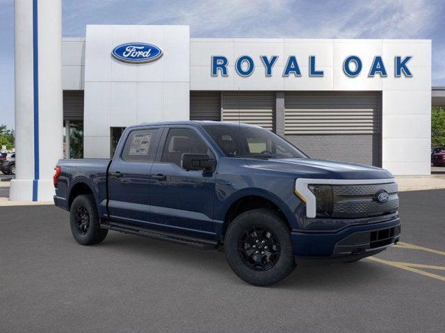 new 2025 Ford F-150 Lightning car