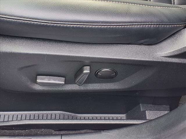 used 2024 Ford Edge car, priced at $25,622