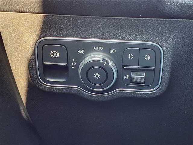 used 2024 Mercedes-Benz GLB 250 car, priced at $33,789
