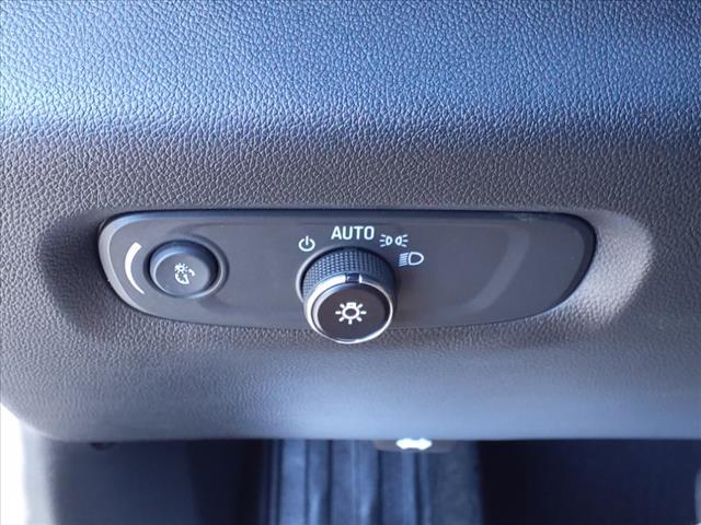 used 2023 Chevrolet Traverse car, priced at $27,948