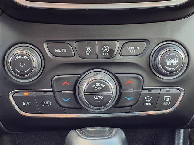 used 2020 Jeep Cherokee car, priced at $20,591