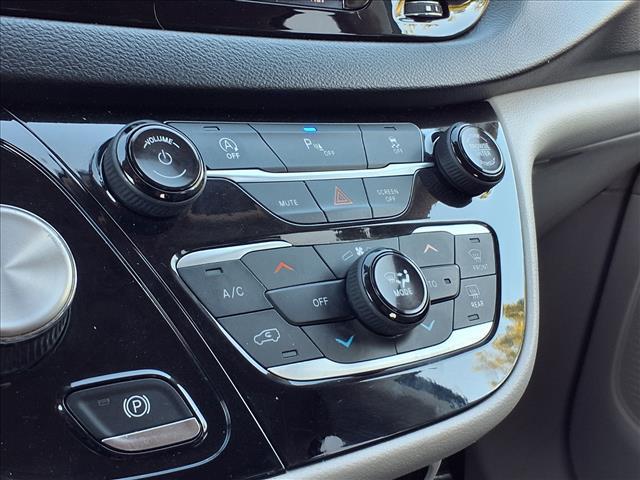 used 2020 Chrysler Pacifica car, priced at $18,575