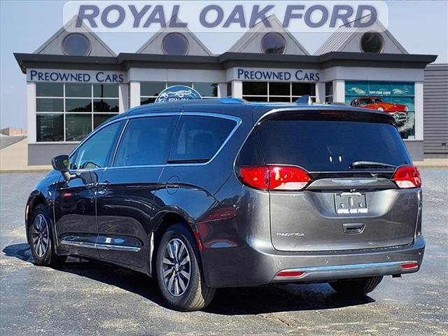 used 2020 Chrysler Pacifica car, priced at $18,575