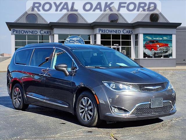 used 2020 Chrysler Pacifica car, priced at $19,899