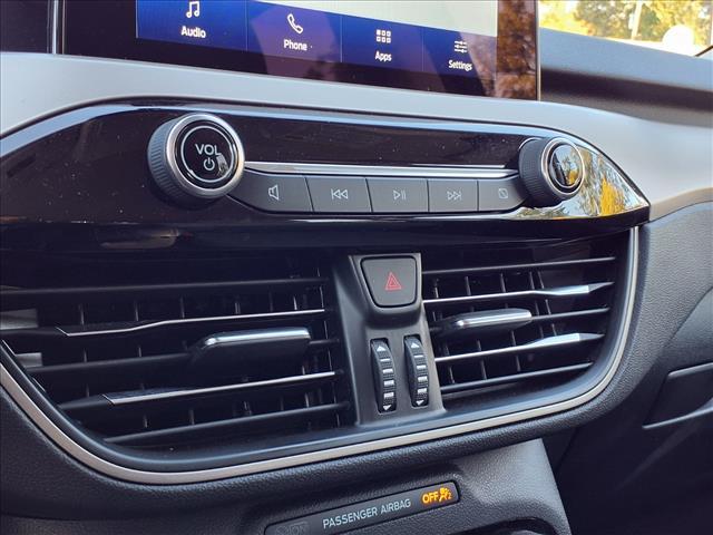 used 2022 Ford Escape car, priced at $20,292