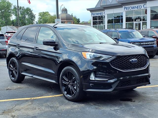 used 2024 Ford Edge car, priced at $32,995