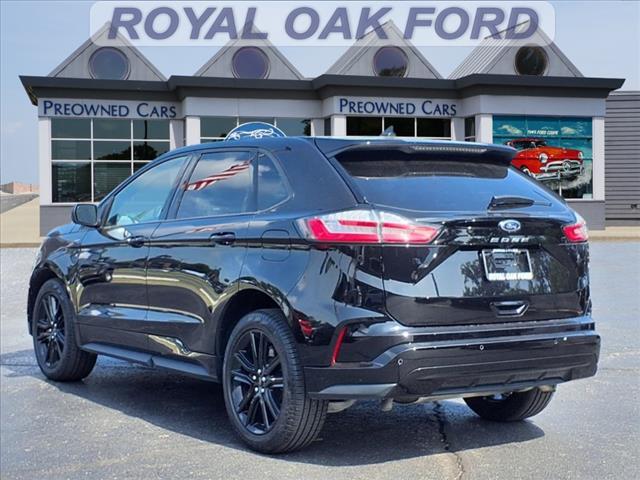 used 2024 Ford Edge car, priced at $35,142