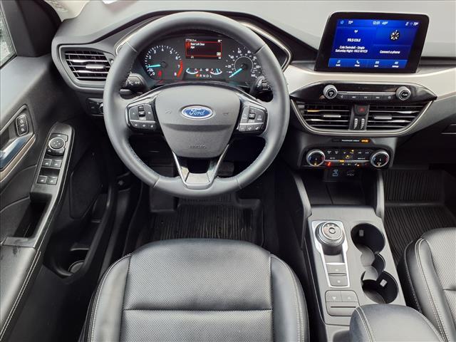 used 2022 Ford Escape car, priced at $22,096