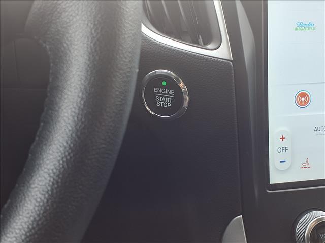 used 2024 Ford Edge car, priced at $24,700