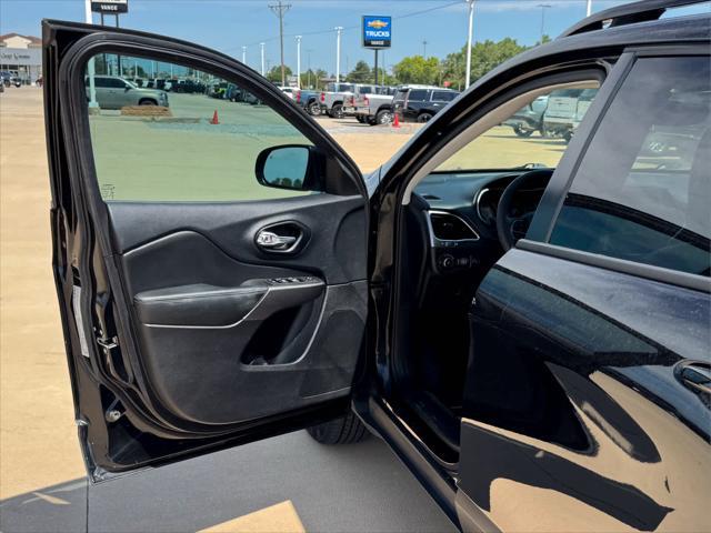 used 2022 Jeep Cherokee car, priced at $26,779