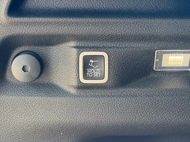 new 2025 Jeep Grand Cherokee L car, priced at $46,077