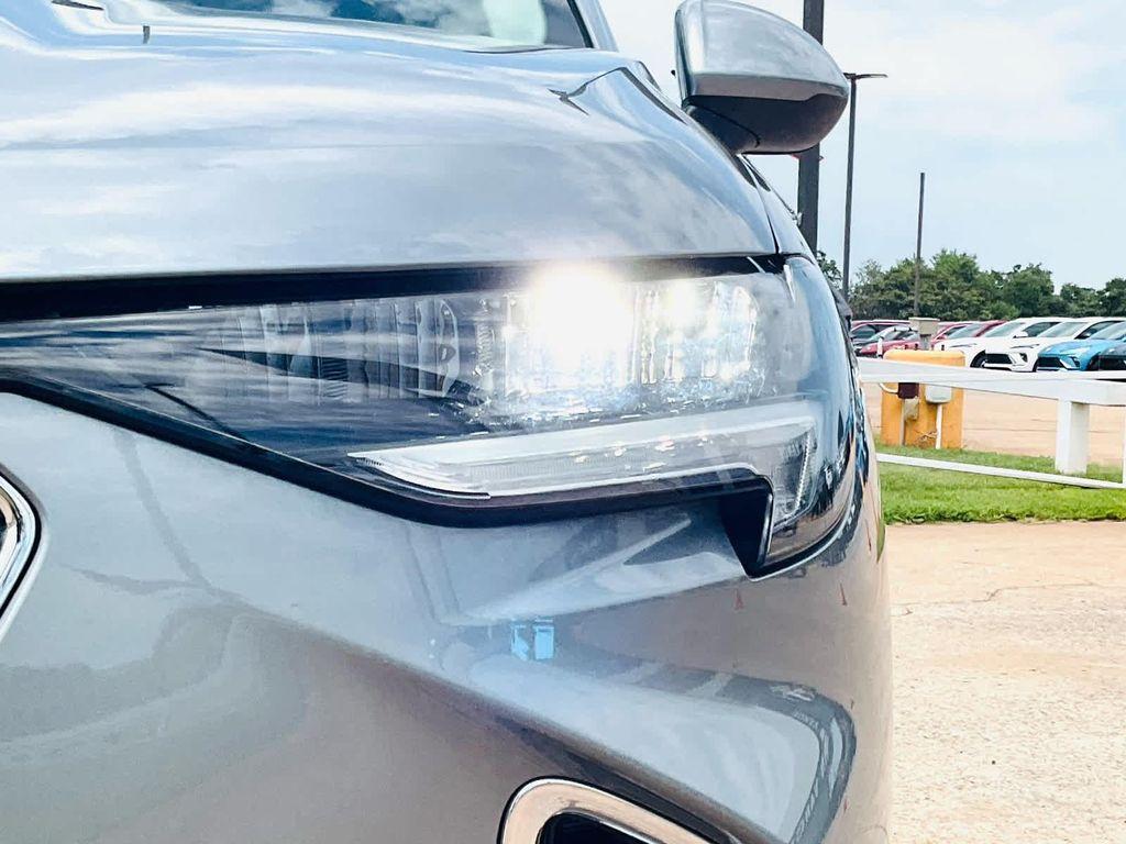 used 2023 Buick Envision car, priced at $30,850