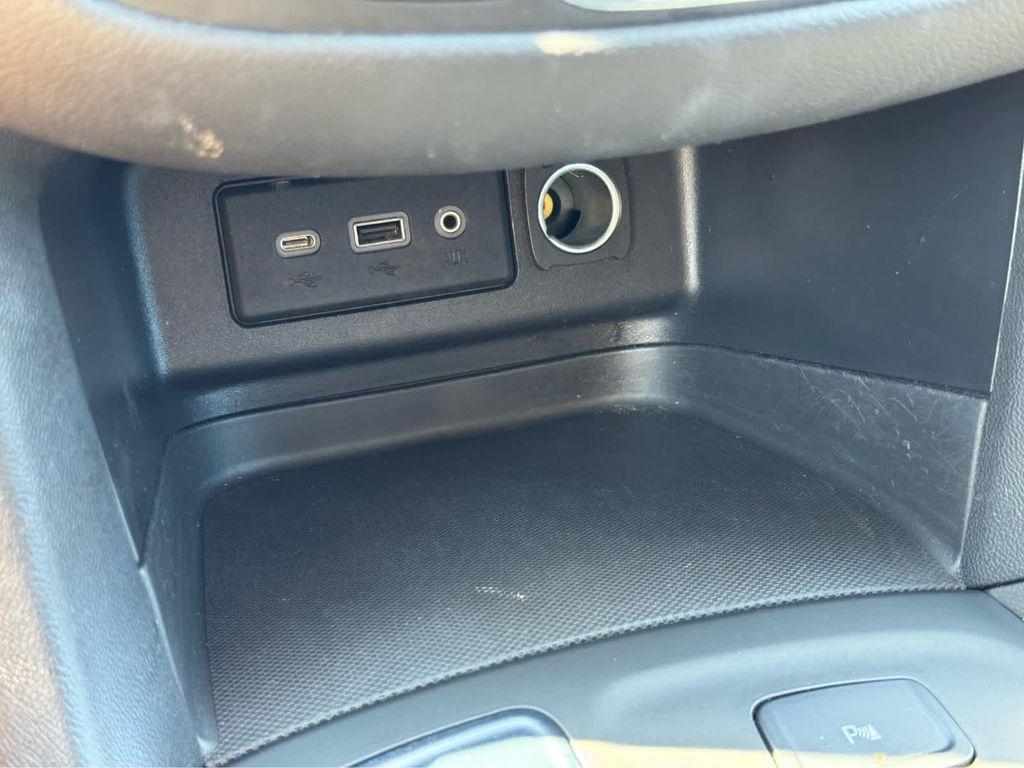 used 2024 Chevrolet Equinox car, priced at $22,268