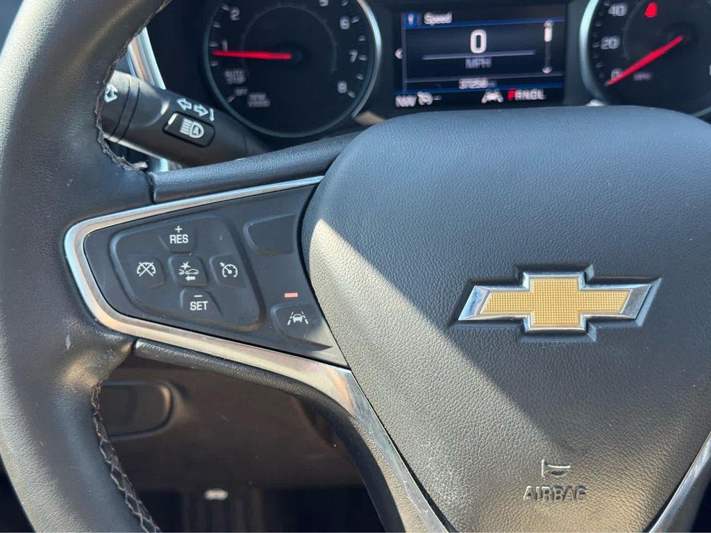 used 2024 Chevrolet Equinox car, priced at $22,268