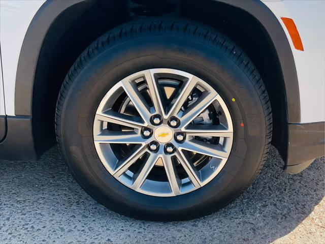 used 2023 Chevrolet Traverse car, priced at $28,490