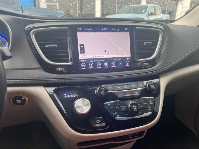 used 2018 Chrysler Pacifica car, priced at $17,499