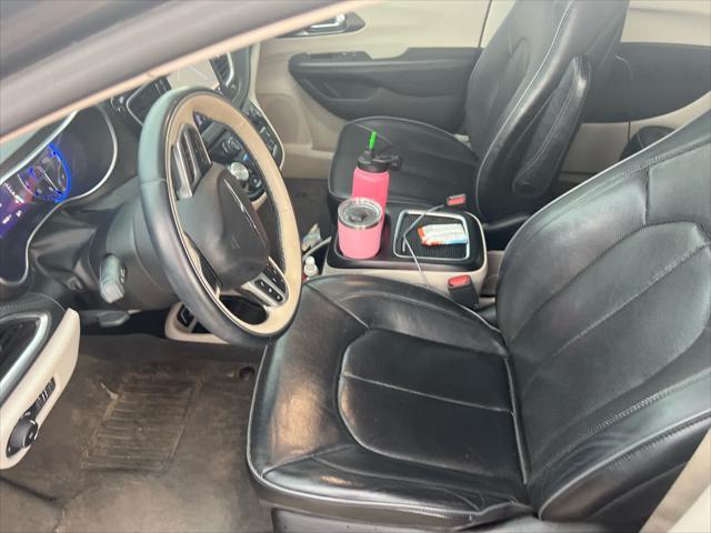 used 2018 Chrysler Pacifica car, priced at $17,499