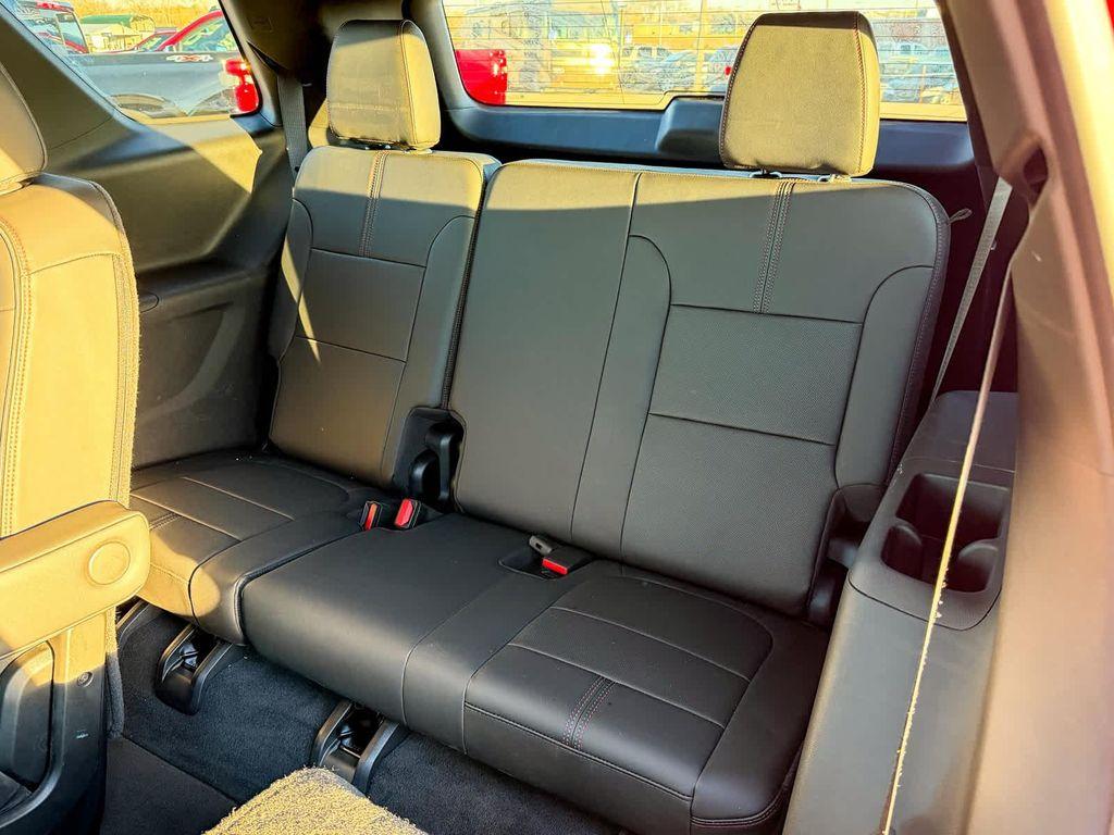 used 2023 Chevrolet Traverse car, priced at $37,592